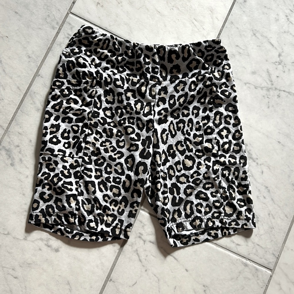 Cheetah print biker shorts with pockets